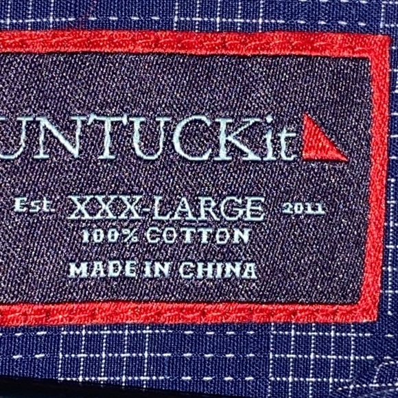 UNTUCKIT MENS SIZE XXXL BLUE GEO SMALL SQUARES Casual Button Down Shirt CLEAN - Picture 2 of 12